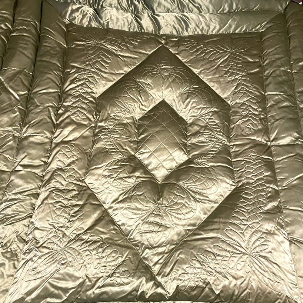 Green Satin Twin Comforter